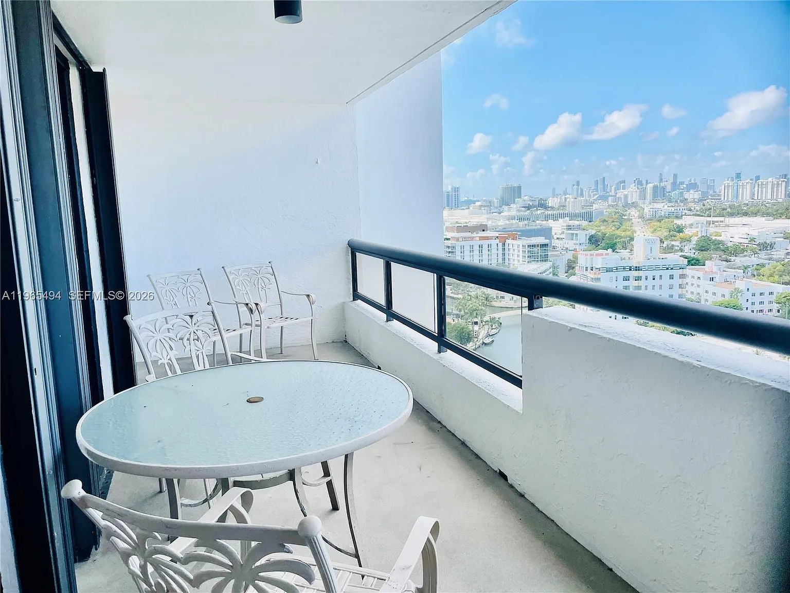 Club Atlantis Condo — Photo 1