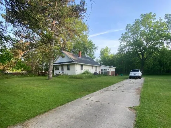 6109 E Baldwin Rd, Grand Blanc, MI 48439