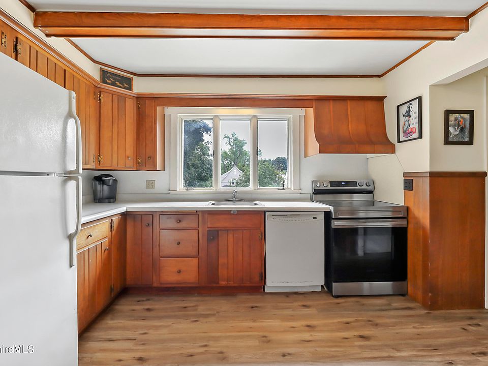 30 Williams St, Pittsfield, MA 01201 Zillow