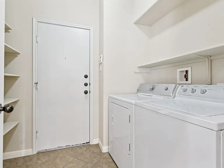 12508 Jen Ln — Photo 7