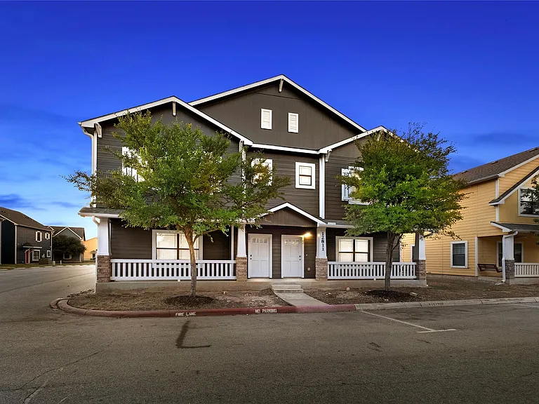 13011-102 Englemann Ln — Photo 1