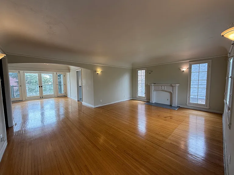 1108 S Redondo Blvd #UPPER — Photo 7