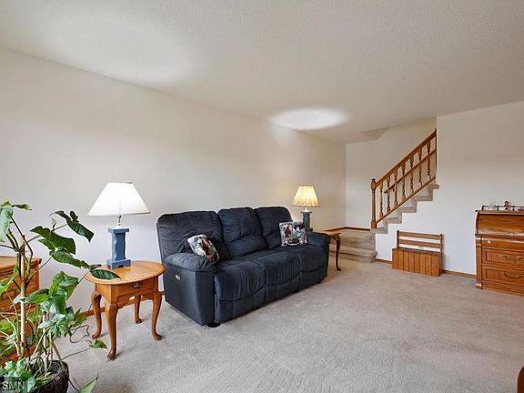 4th image of 5525 Orleans Ln N APT 7