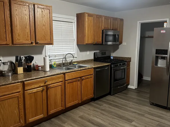 2525 Farnell Dr, Mobile, AL 36605