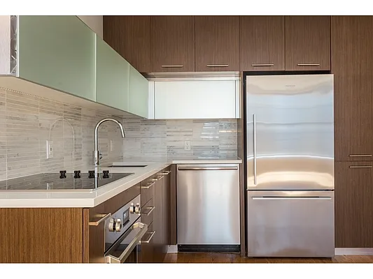 Rented by MNS | media 2