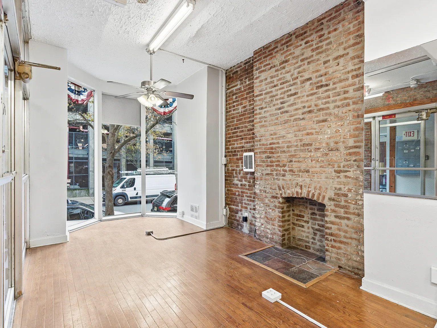 Studio, $1,650 — Photo 3