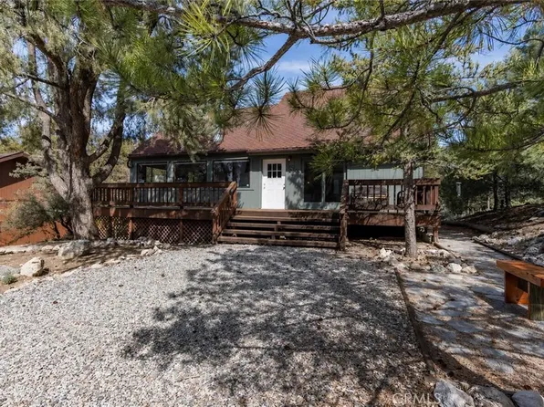2300 Zermatt Dr, Pine Mountain Club, CA 93222