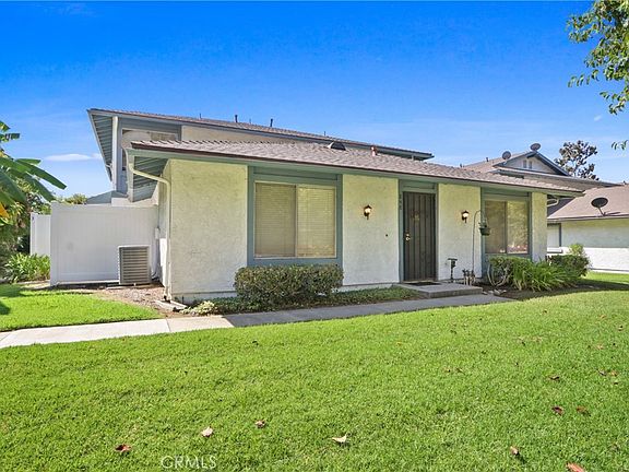 3rd image of 848 W Sierra Madre Ave APT 1
