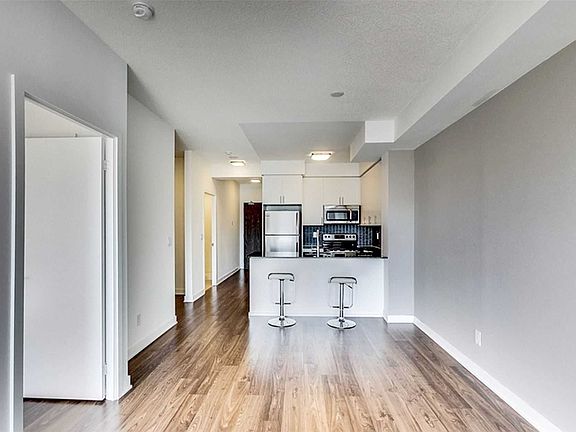 3rd image of 260 Sackville St #209