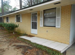 219 Robinhood Cir, Philadelphia, MS 39350