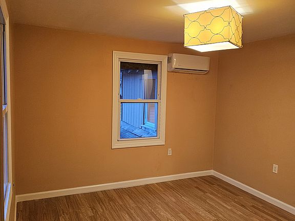 2nd image of 135 N Kensico Ave #1