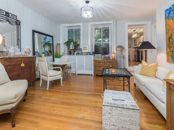 12 Walnut St #1, Boston, MA 02108
