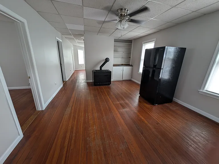27 Covell St #2 — Photo 4