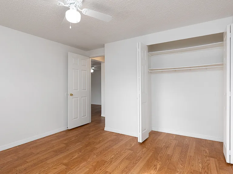 Blossom Corners Apartments — Photo 7