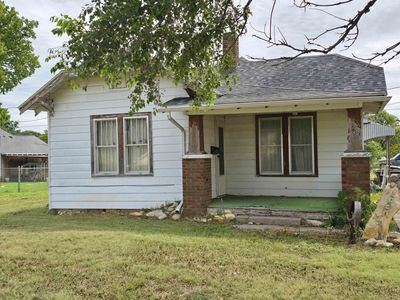 103 N Main St, Russell, KS, 67665