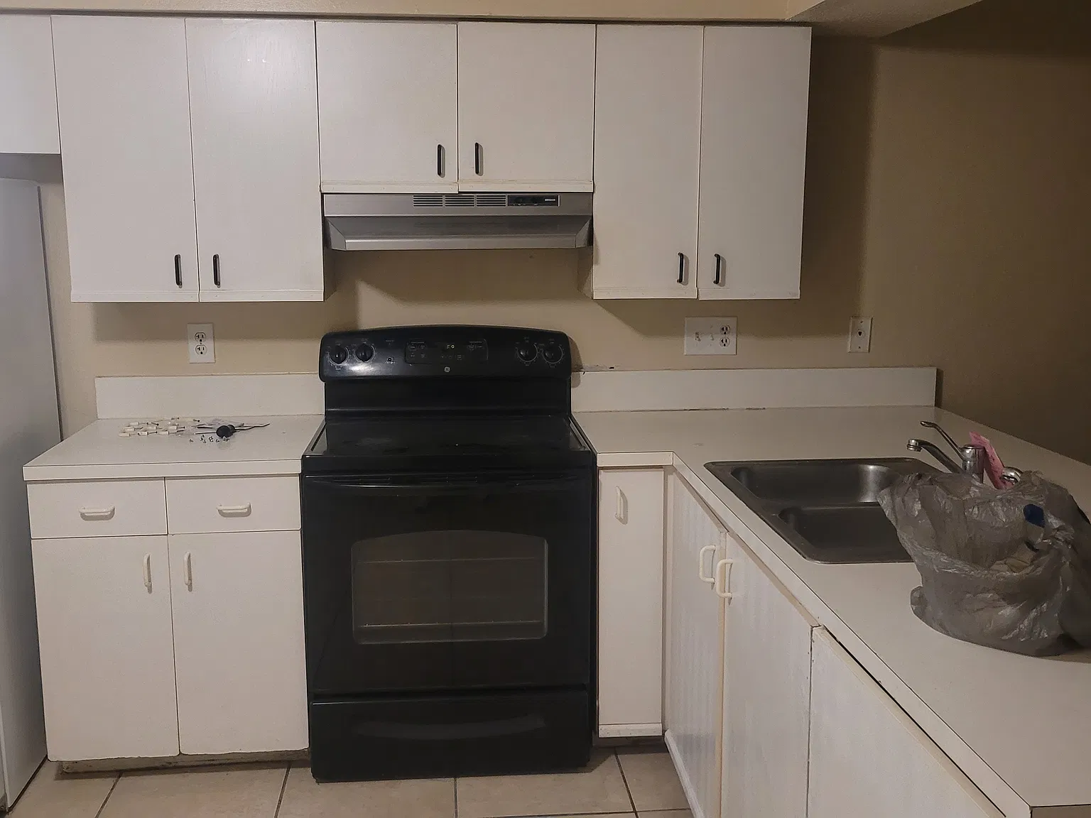 2 bed, 850 sqft, $1,400 — Photo 2