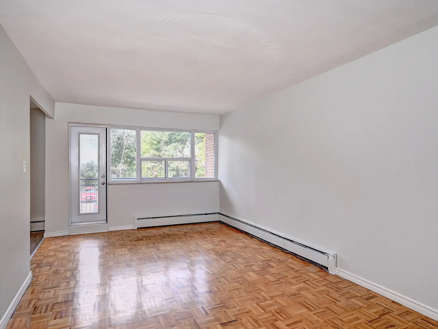 Dolph Street Apartments — Photo 4