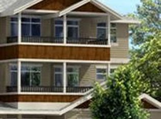 23900 NE 115th Ct #102-8, Redmond, WA 98053