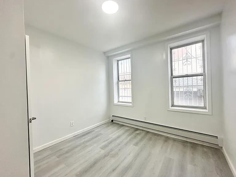 7119 19th Ave #1F — Photo 1