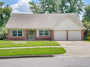 6874 E 55th St, Tulsa, OK 74145