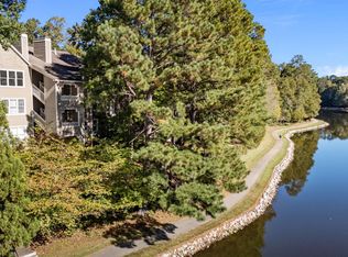 325 Glen Echo Ln APT N, Cary, NC 27518