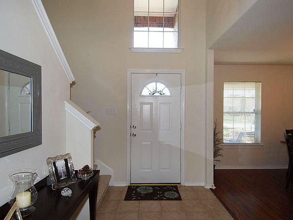 4th image of 6803 Mahan Wood Dr