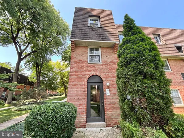 4000 Gypsy Ln #202A2, Philadelphia, PA 19129