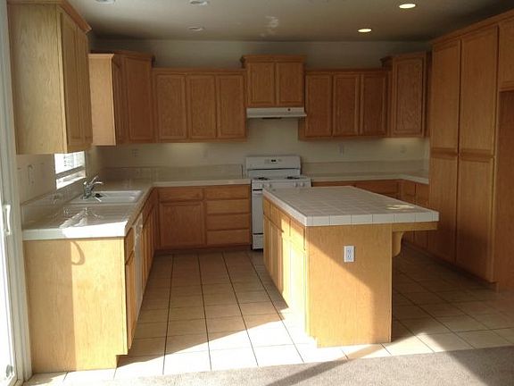 3rd image of 3517 Silvana Ln