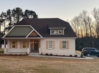 6030 Skylark Rd, Pfafftown, NC 27040