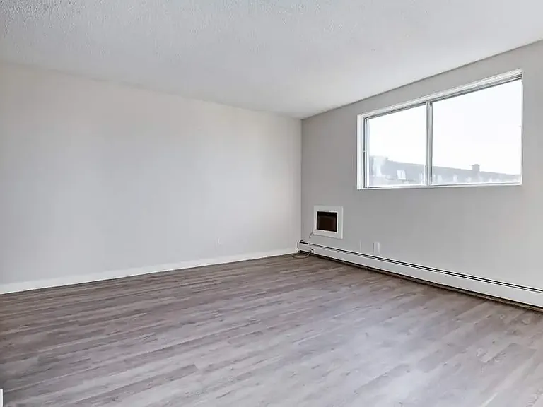 865 Confederation Dr — Photo 18