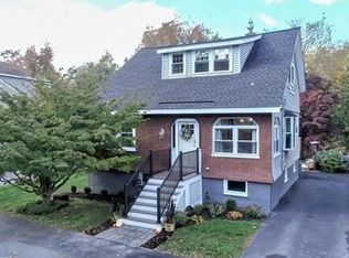 9 Maple Ave, Wakefield, MA 01880