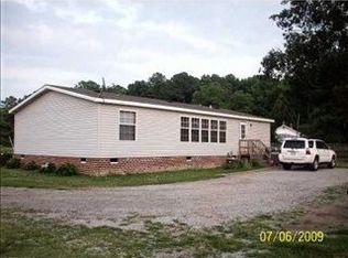 21438 Tan Rd, Smithfield, VA 23430