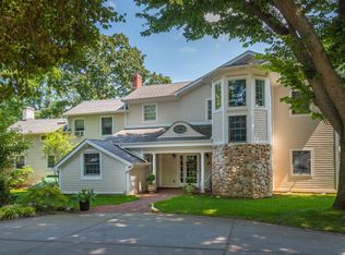 7 Wansor St, Bayville, NY 11709