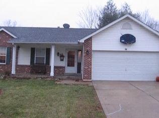 90 Darla Dr, Winfield, MO 63389