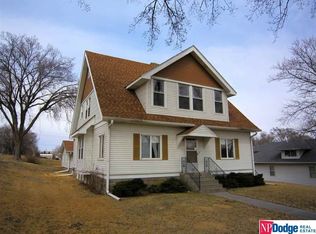 304 W 4th St, Kennard, NE 68034
