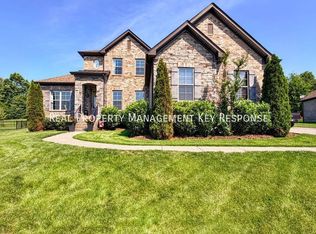 140 Houghland St, Gallatin, TN 37066