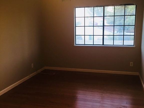 3rd image of 1752 La Cruz Dr