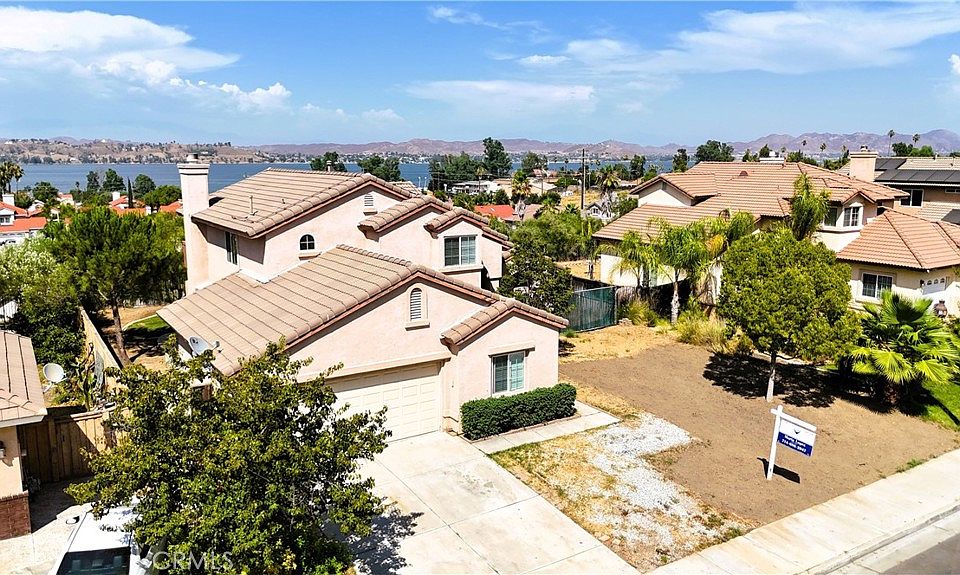 15770 Half Moon Dr, Lake Elsinore, CA 92530 | Zillow
