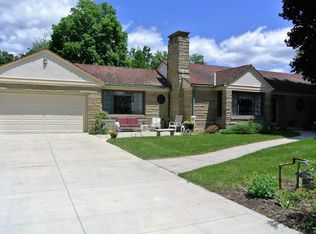 88 Woodland Rd, Hebron, OH 43025