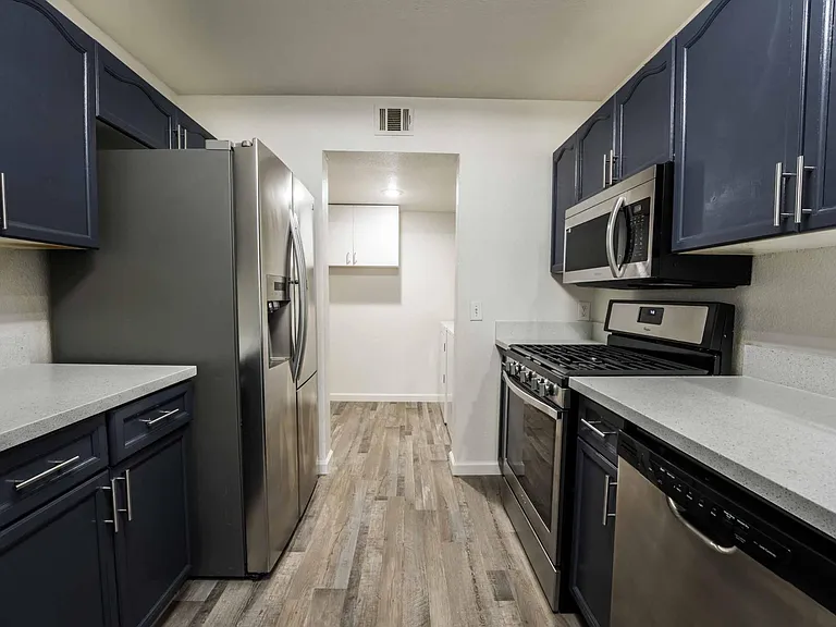 2608 Autumn Blaze Ave — Photo 11