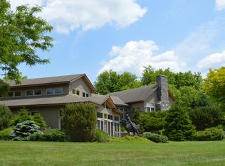 465 Stratton Rd, Williamstown, MA 01267