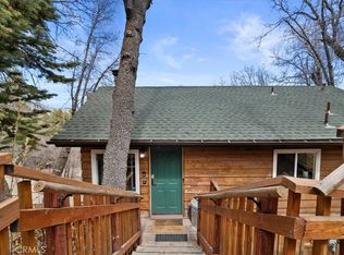 698 Villa Grove Ave, Big Bear City, CA 92314