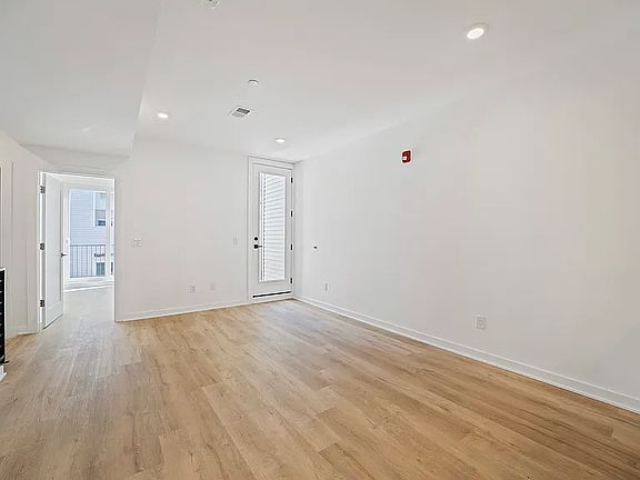 3rd image of 2327 Frankford Ave #1