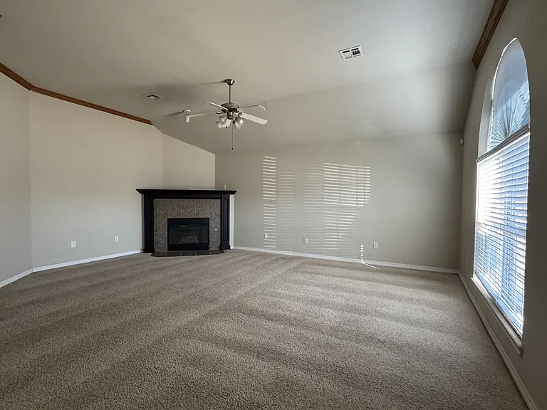 2237 Scissortail Landing Dr — Photo 2