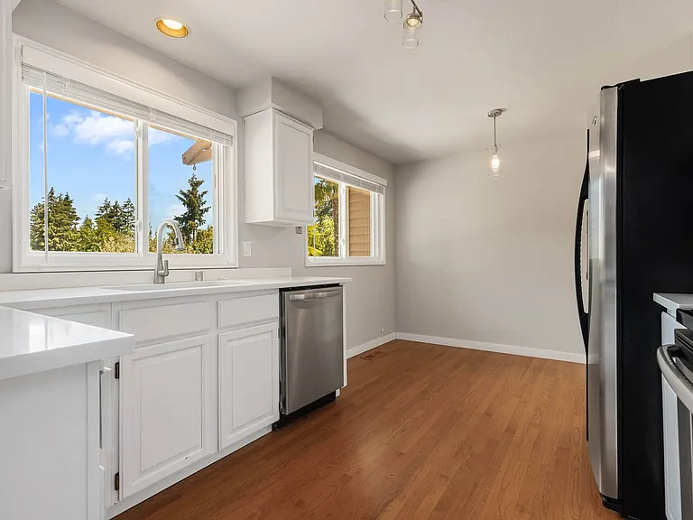 2206 SE 21st St — Photo 5