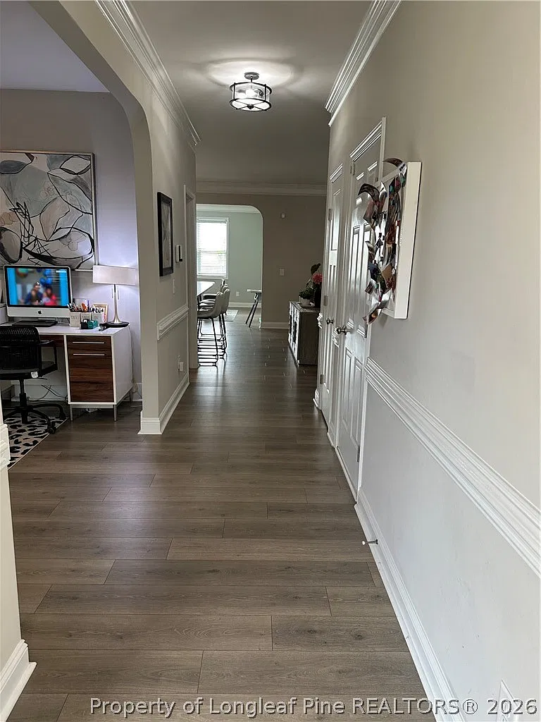 5 bed, 2.5 bath, 3034 sqft, $2,350 — Photo 4