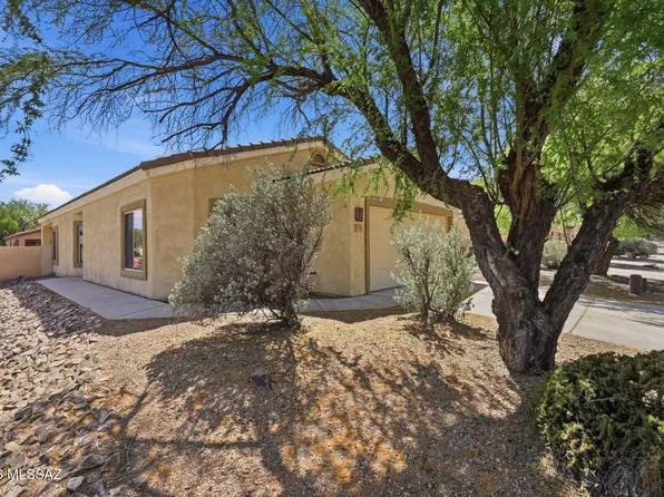 486 E Placita Lezna, Sahuarita, AZ 85629