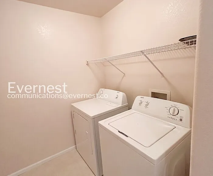 5949 Chorus Hts — Photo 17