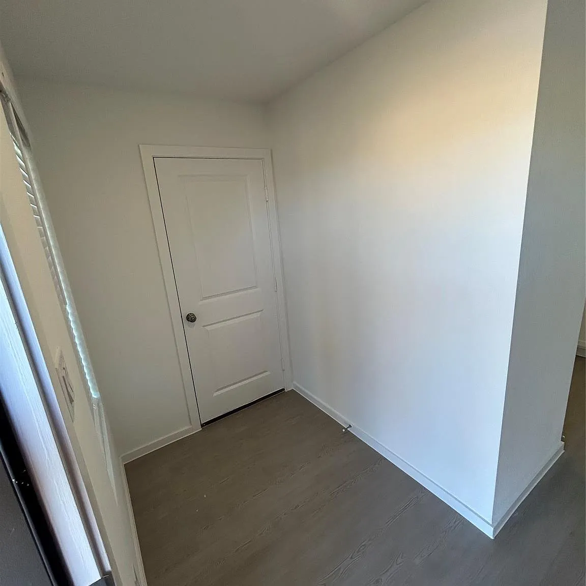 4 bed, 2.5 bath, 2050 sqft, $2,100 — Photo 3