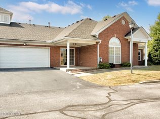 6504 Park Gate Ct, Louisville, KY 40229